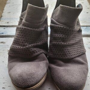 Earth Original Ankle Boots 11W